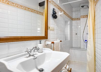 Baño en Casa rural Moradiellos Axtur en Arenas de Cabrales.